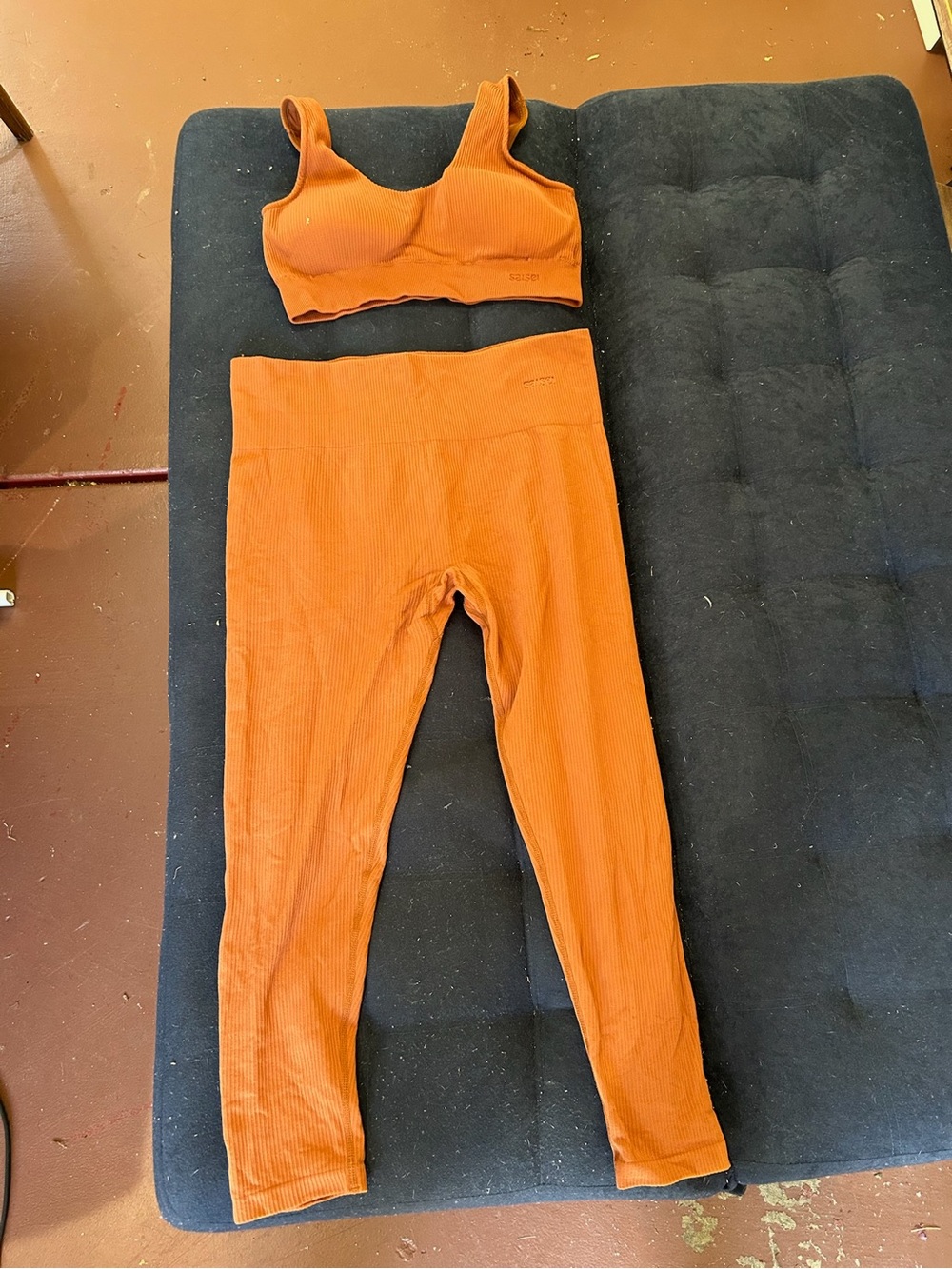 Saisei Ribbed Active Set Top in Rust - Picture 8 of 8